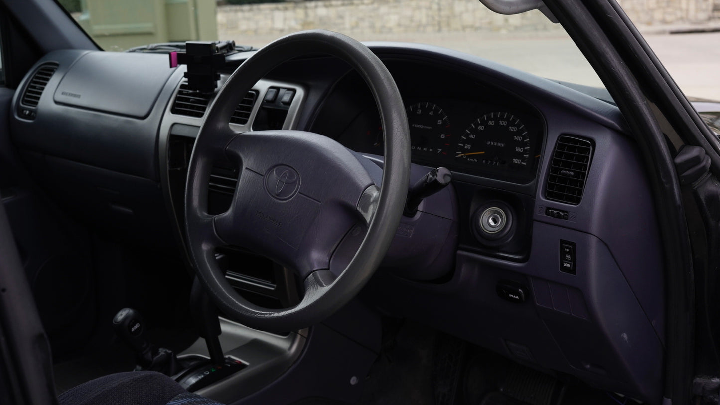 Hilux Surf SSR-X