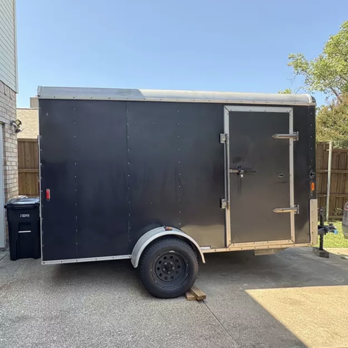 6x12 Enclosed Trailer – Rental Request